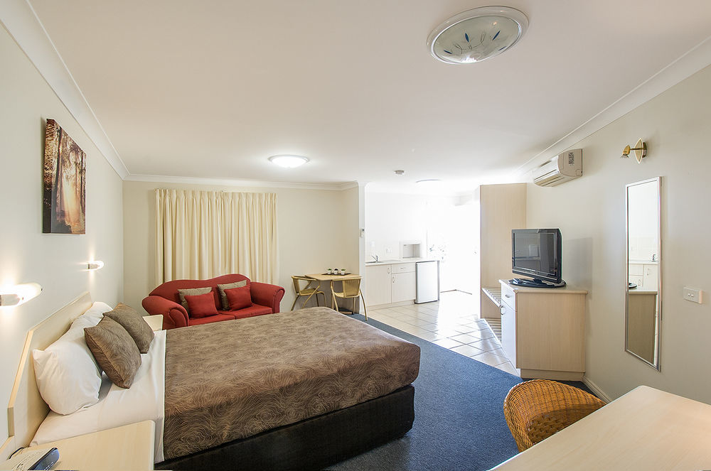 Tuckerbox Motor Inn Gundagai Dış mekan fotoğraf