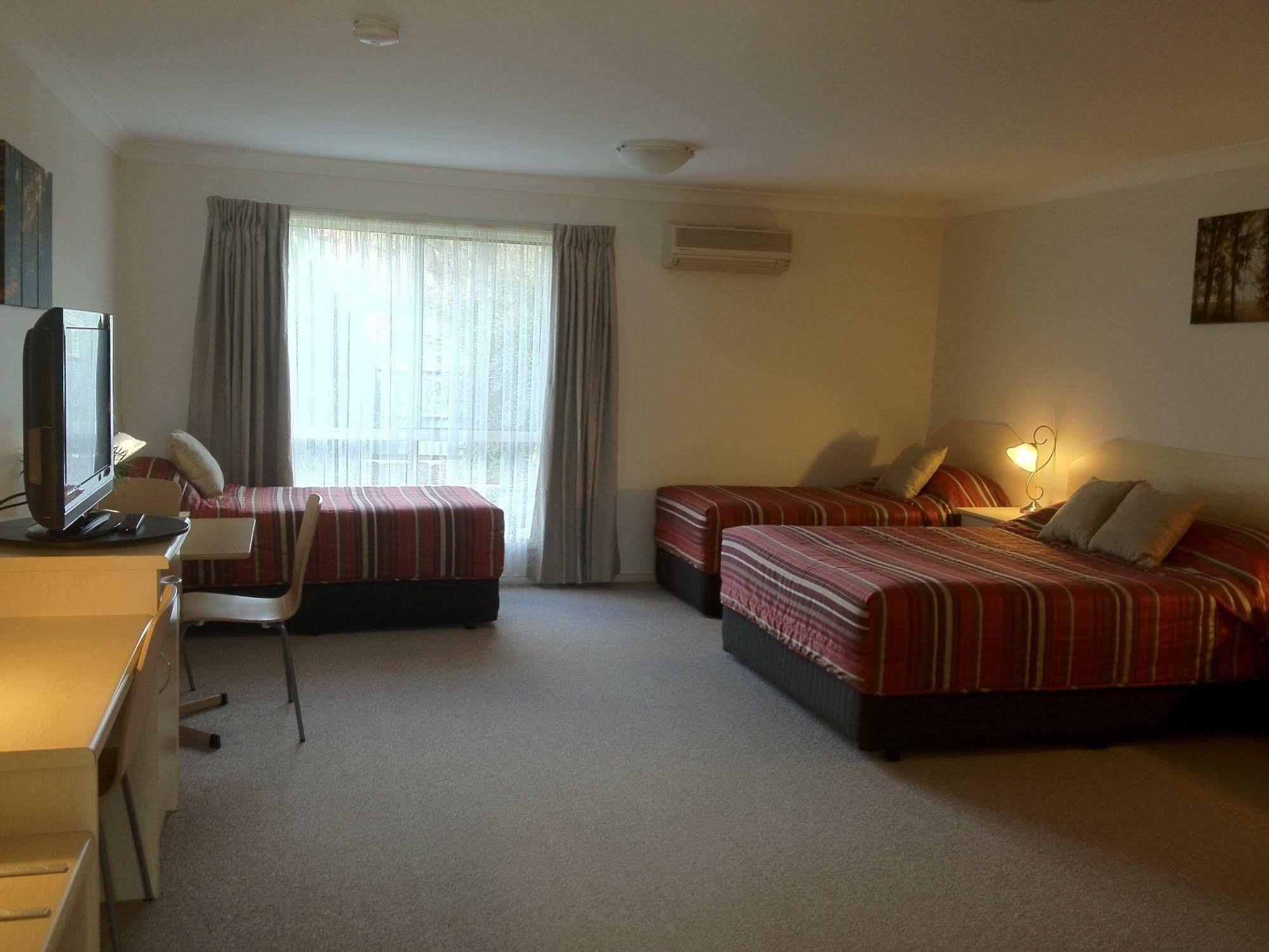 Tuckerbox Motor Inn Gundagai Dış mekan fotoğraf