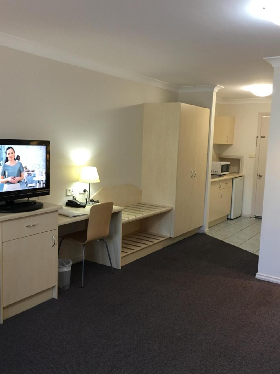 Tuckerbox Motor Inn Gundagai Dış mekan fotoğraf